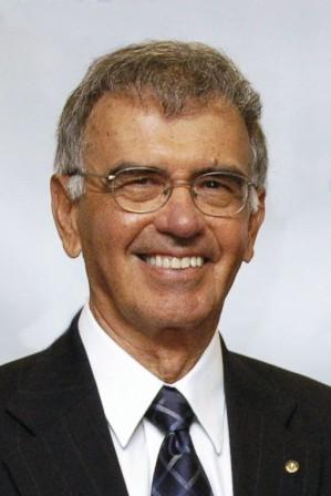 Robert-Wright-portrait_compressed